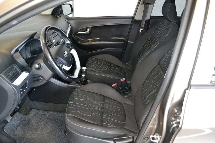 Bild 4 av Kia Picanto 5-dörrar 1.0 Sport Edition Manuell V-Hjul 69hk
