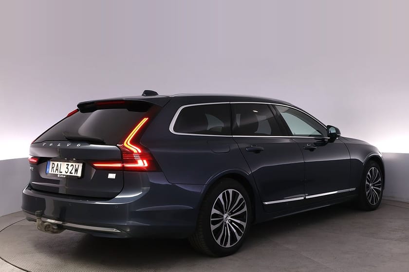 Bild 5 av Volvo V90 Recharge T6 AWD Core Drag BLIS Kamera Navi