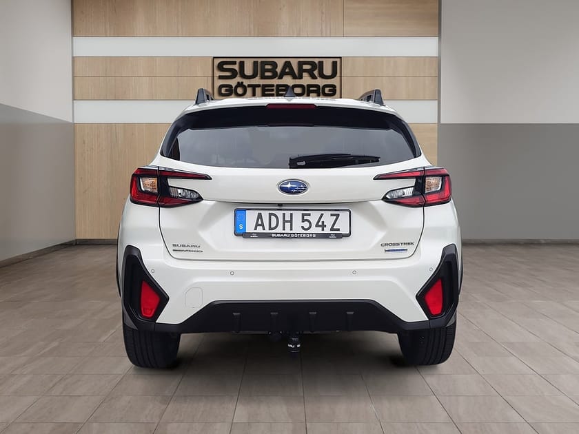 Bild 4 av Subaru Crosstrek e-Boxer 2.0i Aut Touring *Dragkrok, Årsskatt 1 020kr*