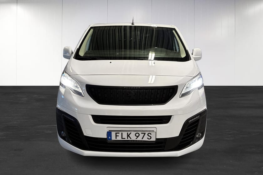 Bild 5 av Peugeot Expert Utökad Last 2.0 BlueHDi EAT | Leasebar | 3-Sits | Drag | Backkamera