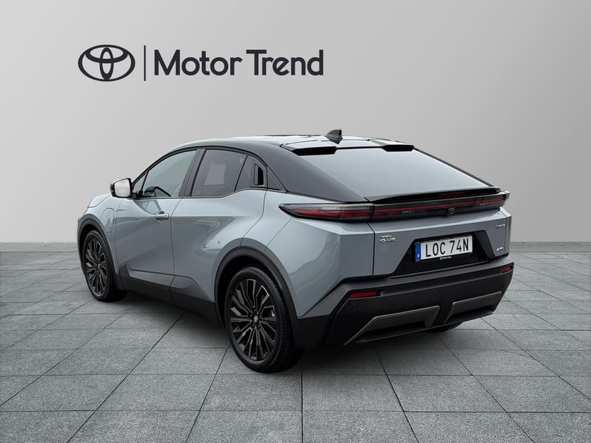 Bild 2 av Toyota C-HR+