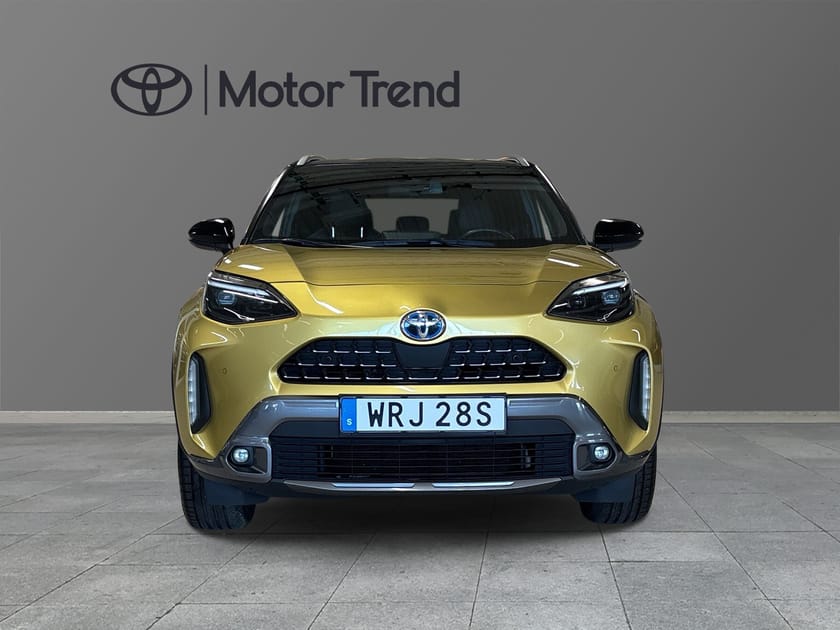 Bild 5 av Toyota Yaris Cross Hybrid AWD-i 1,5 ADVENTURE BITONE DRAG VHJUL