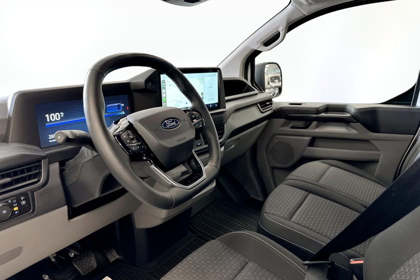 Bild 4 av Ford E-Transit Custom 340 E-Custom Skåp Trend 340L LWB Elmotor 160kW/218hk 1-vxl RWD El