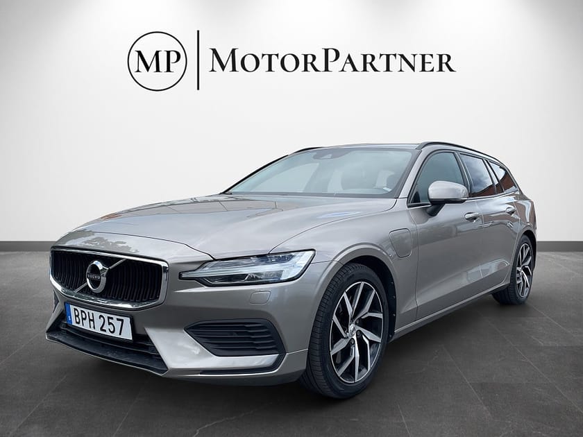 Bild 4 av Volvo V60 Recharge T6 Twin Engine AWD Momentum Dragkrok GPS 340hk