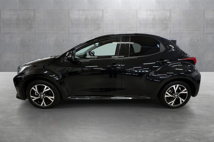 Bilde 2 av Toyota Yaris Hybrid 115
