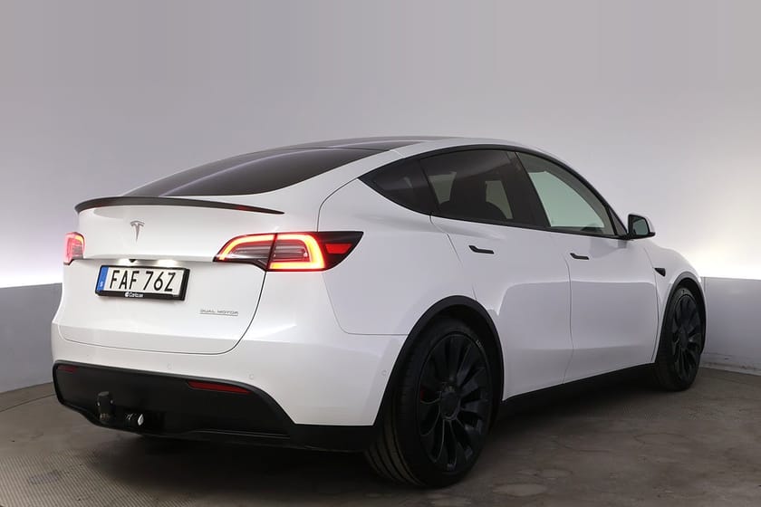 Bild 5 av Tesla Model Y Performance Autopilot Panorama Drag