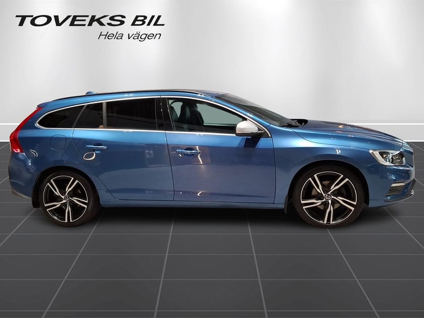 Bild 2 av Volvo V60 D4 190hk Classic R-design Aut/Lucka
