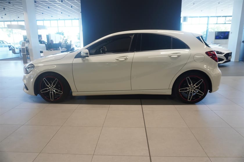 Bild 3 av Mercedes-Benz A 180