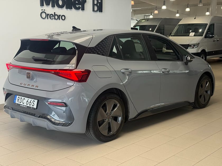 Bild 5 av CUPRA Born 58 204HK Rattvärme I Apple-carplay