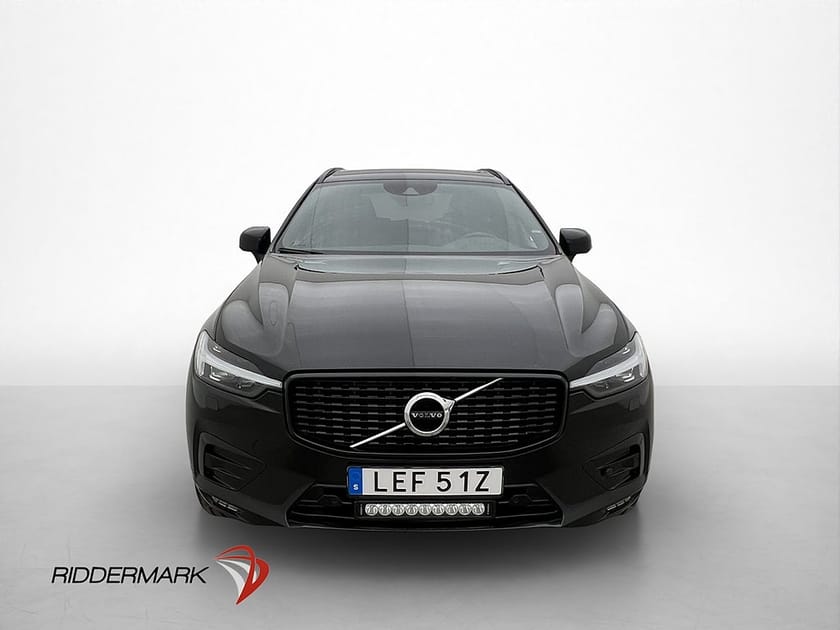 Bild 2 av Volvo XC60 B4 197hk AWD R-Design Kamera Drag Luft H/K Värm