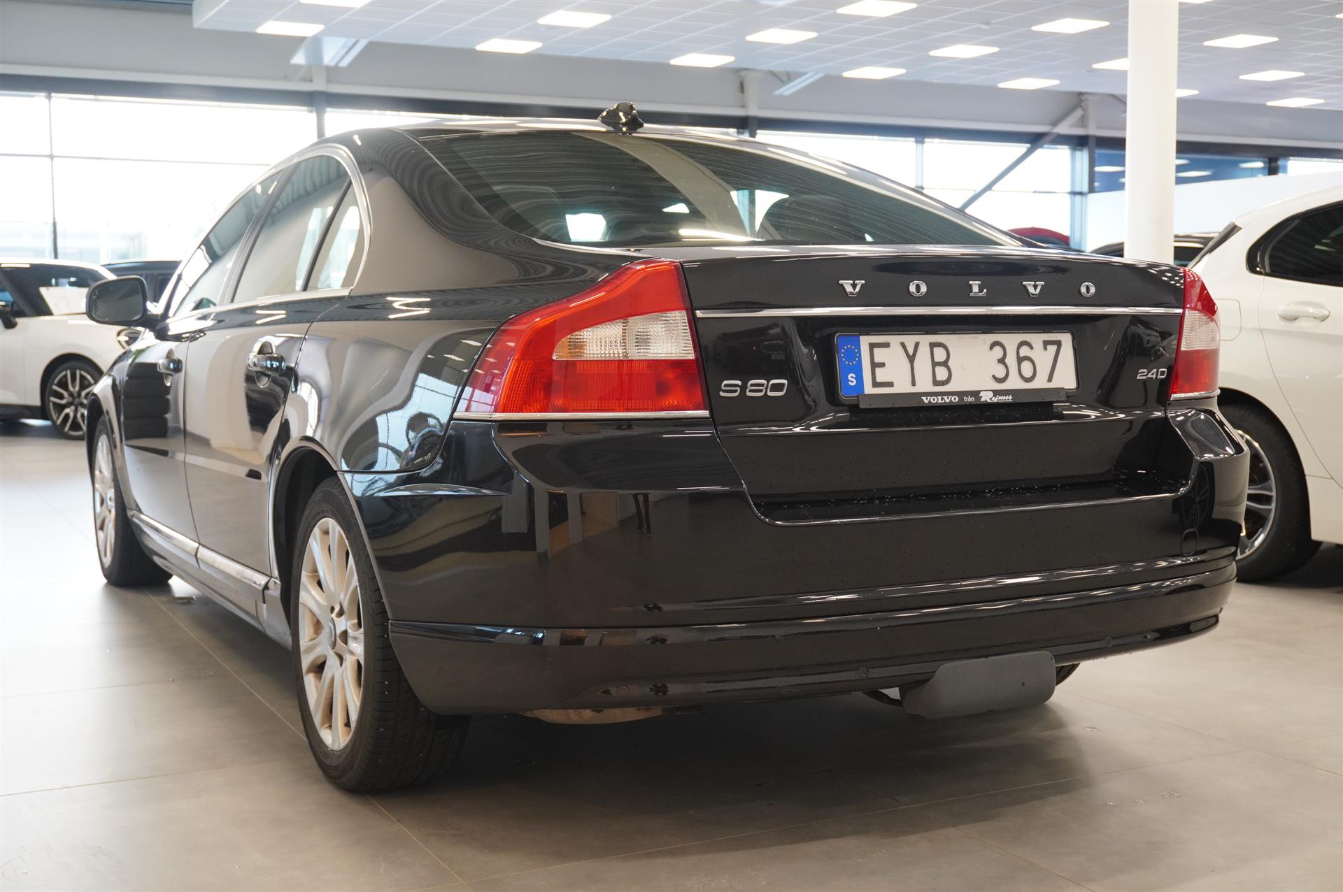 Volvo S80 2.4D R Design 2010, kuva 10/10