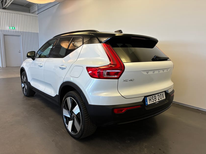 Bild 4 av Volvo XC40 Recharge Single Motor Extended Range Plus Edt / Navigation / Backkamera / BLIS