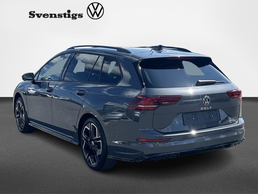 Bild 3 av Volkswagen Golf Sportscombi R-Line 1,5 eTSI 150hk DSG7 R-line Drag Värmare