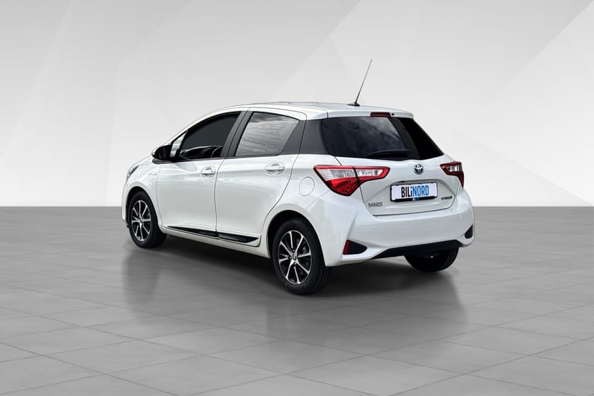 Bilde 5 av Toyota Yaris Hybrid Drivstoffgjerrig/Ryggekamera/Bluetooth++