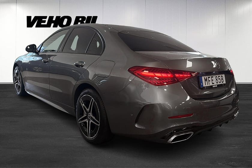 Bild 2 av Mercedes-Benz C 300 e Sedan AMG Distronic Dragkrok Night Package