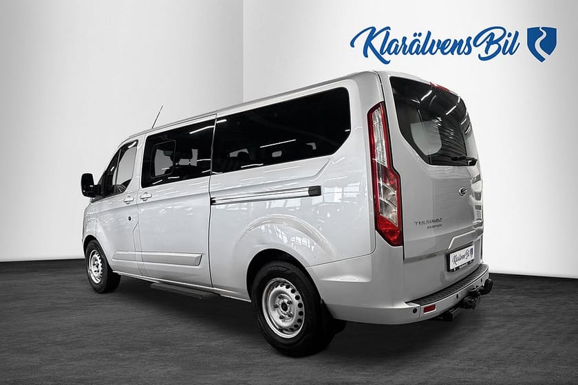 Bild 3 av Ford Tourneo Custom 300 9-Sits 2.2 TDCi 155hk Dragkrok Pdc SideSteps