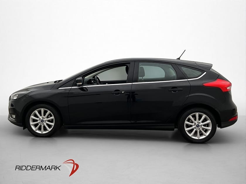 Bild 5 av Ford Focus 1.0 EcoBoost Titanium Kamera Navigation CarPlay