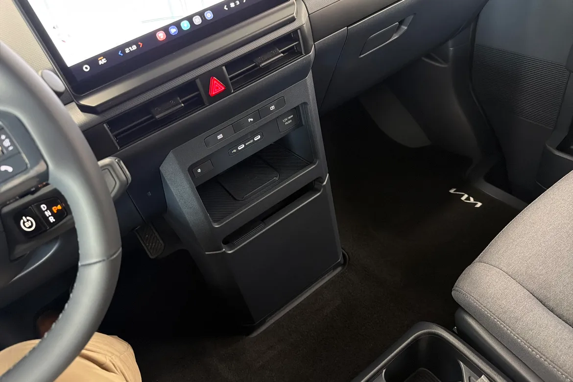 picture of a car