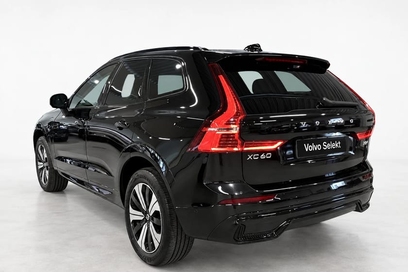 Bild 3 av Volvo XC60 T6 Plus Dark Edition 360-Kamera