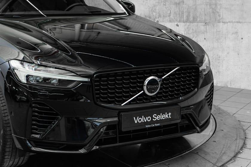 Bilde 2 av Volvo XC60 T8 AWD Ultimate Dark - 21" HUD Harman/Kardon