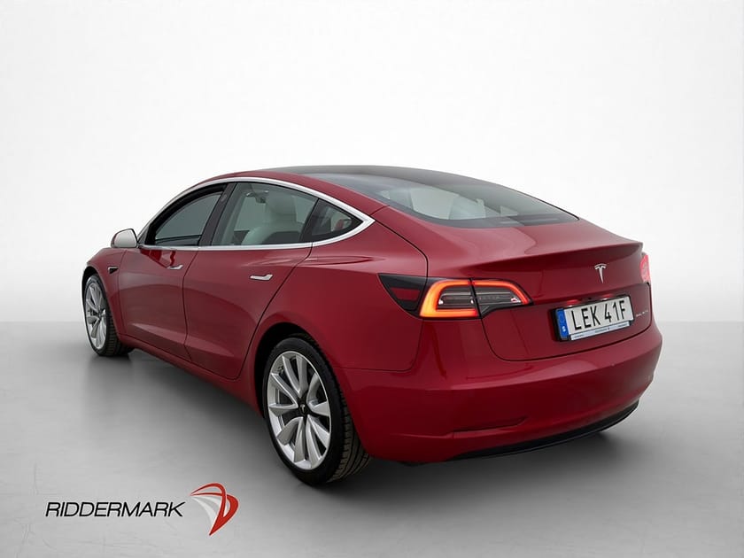 Bild 4 av Tesla Model 3 Long Range AWD 440hk Autopilot Pano Kamera