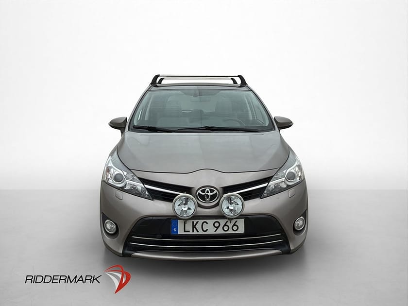 Bild 2 av Toyota Verso 1.8 147hk Edt 50 7-Sits Pano Kamera M-Värmare