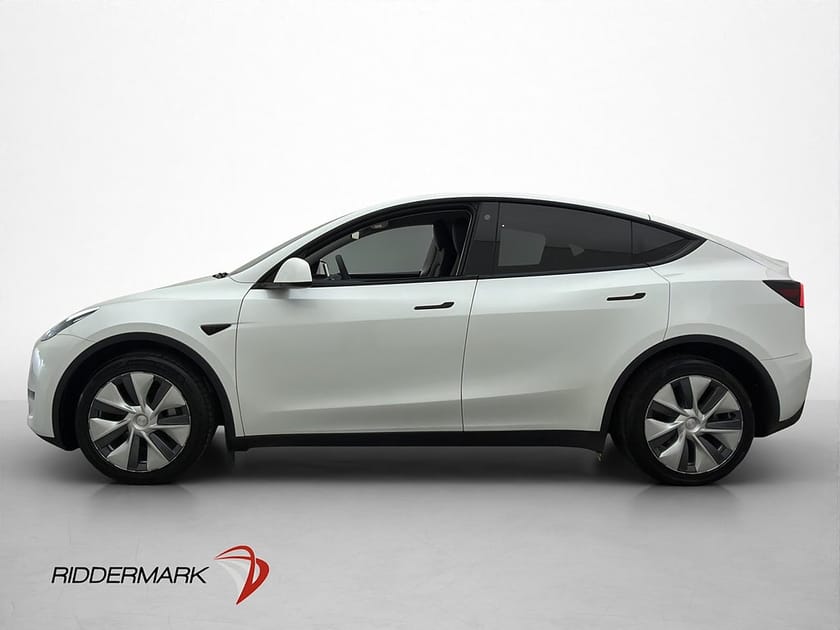 Bild 5 av Tesla Model Y Long Range AWD Svensksåld Panorama Drag