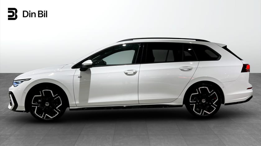 Bild 2 av Volkswagen Golf Sportscombi TSI204 DSG  4M Edition/Värmare/Drag