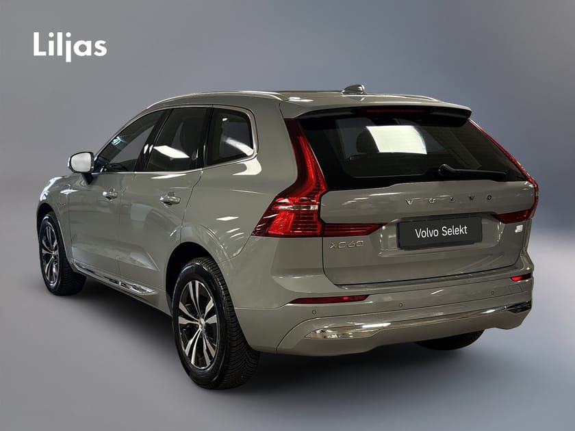 Bild 4 av Volvo XC60 Recharge T6 AWD Core Edition//Kamera//Värmare//