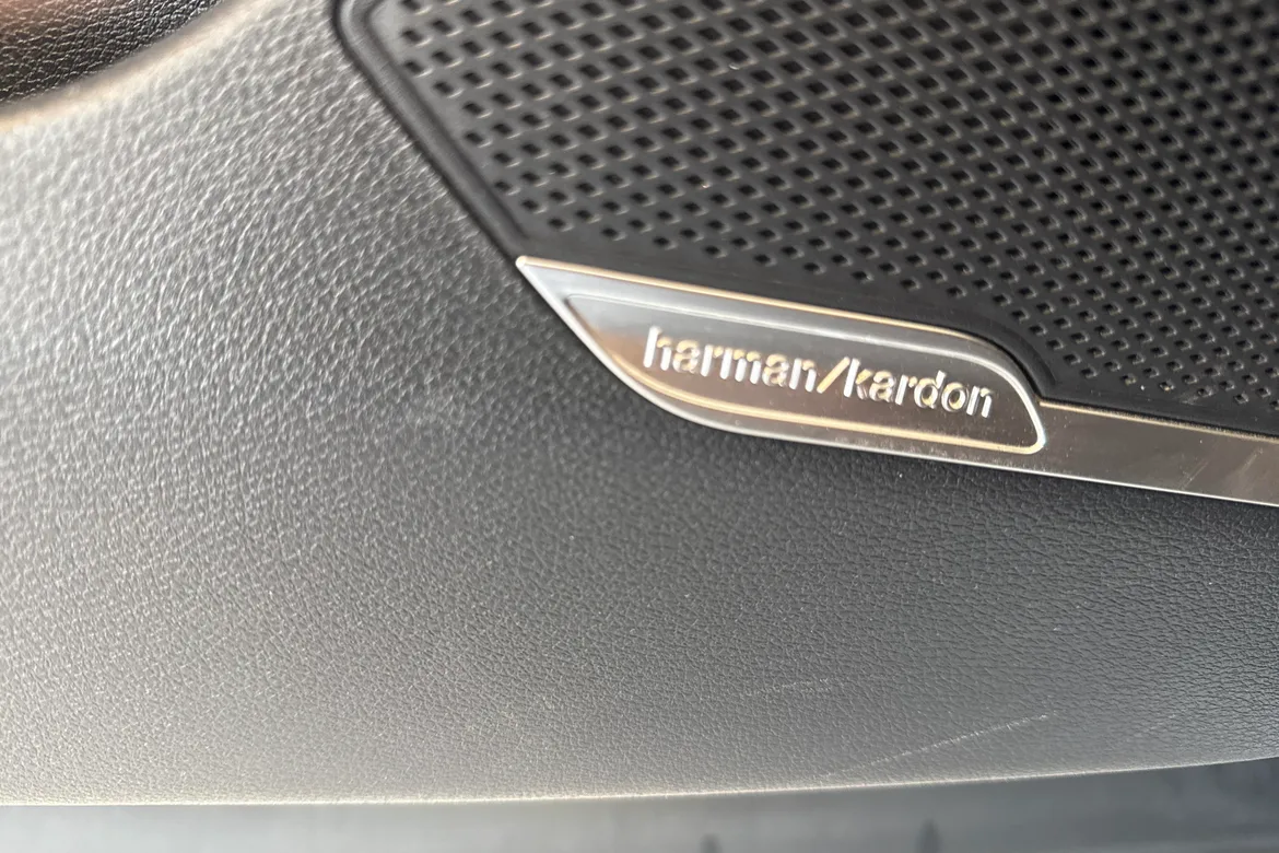 picture of a car