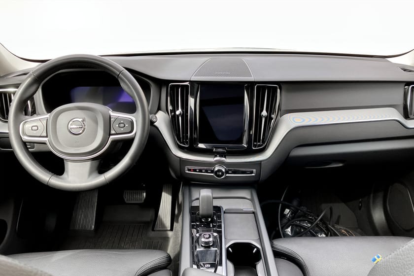 Bild 5 av Volvo XC60 T6 2.0 Recharge AWD Core Edition 350hk