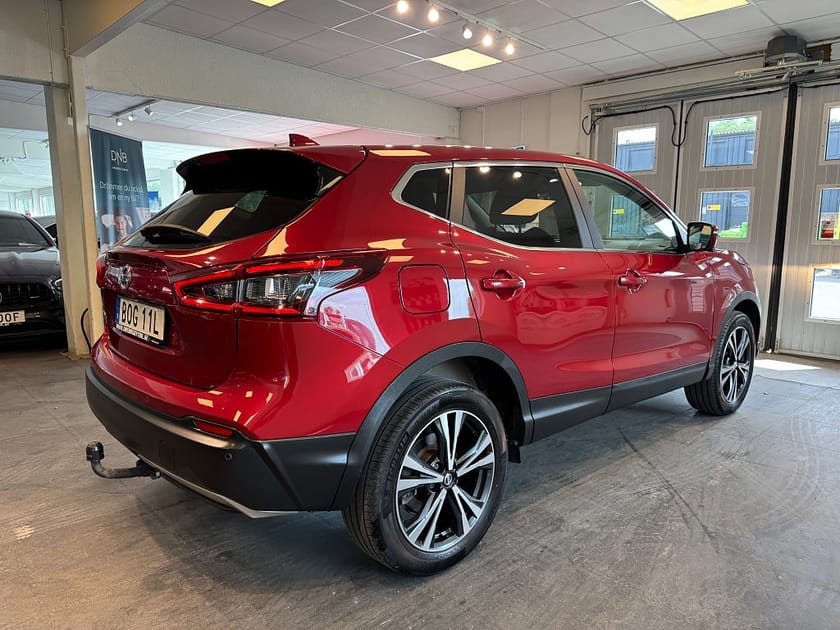 Bild 4 av Nissan Qashqai 1.3 DIG-T DCT Drag 360kamera Gps Keyless Ny-servad