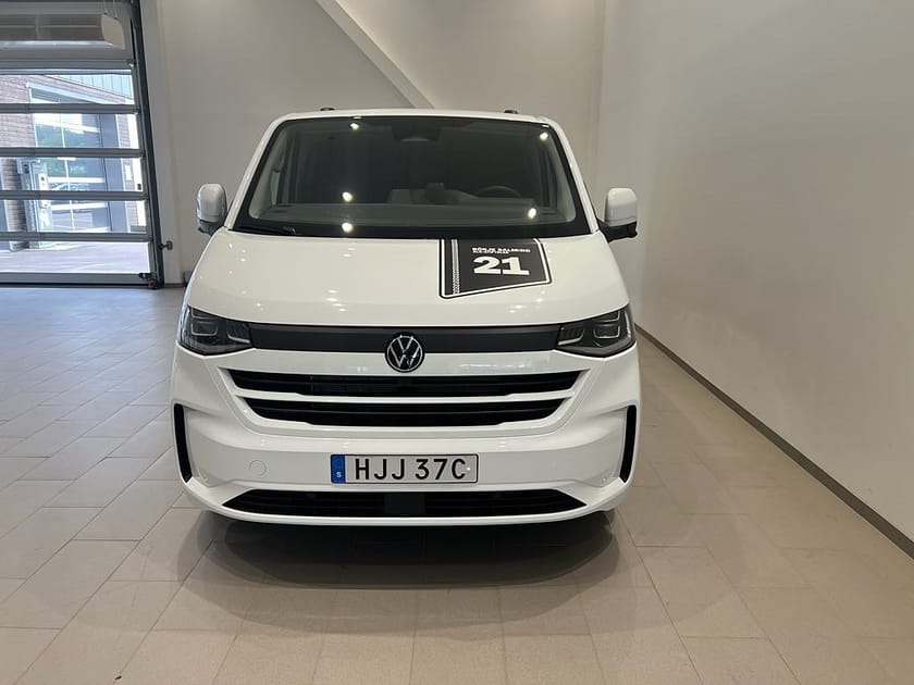 Bild 4 av Volkswagen Transporter T7 Kombi 2.0TDI 150HK Automat 4-Motion "Salming Edition"