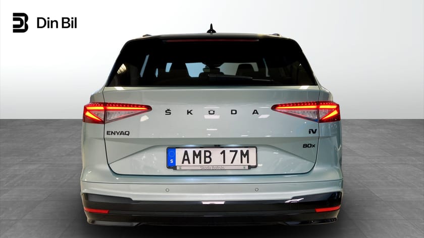 Bild 5 av Škoda Enyaq iV 80x Sportline 82kWh 265hk | Drag | Pano | 360° Kam