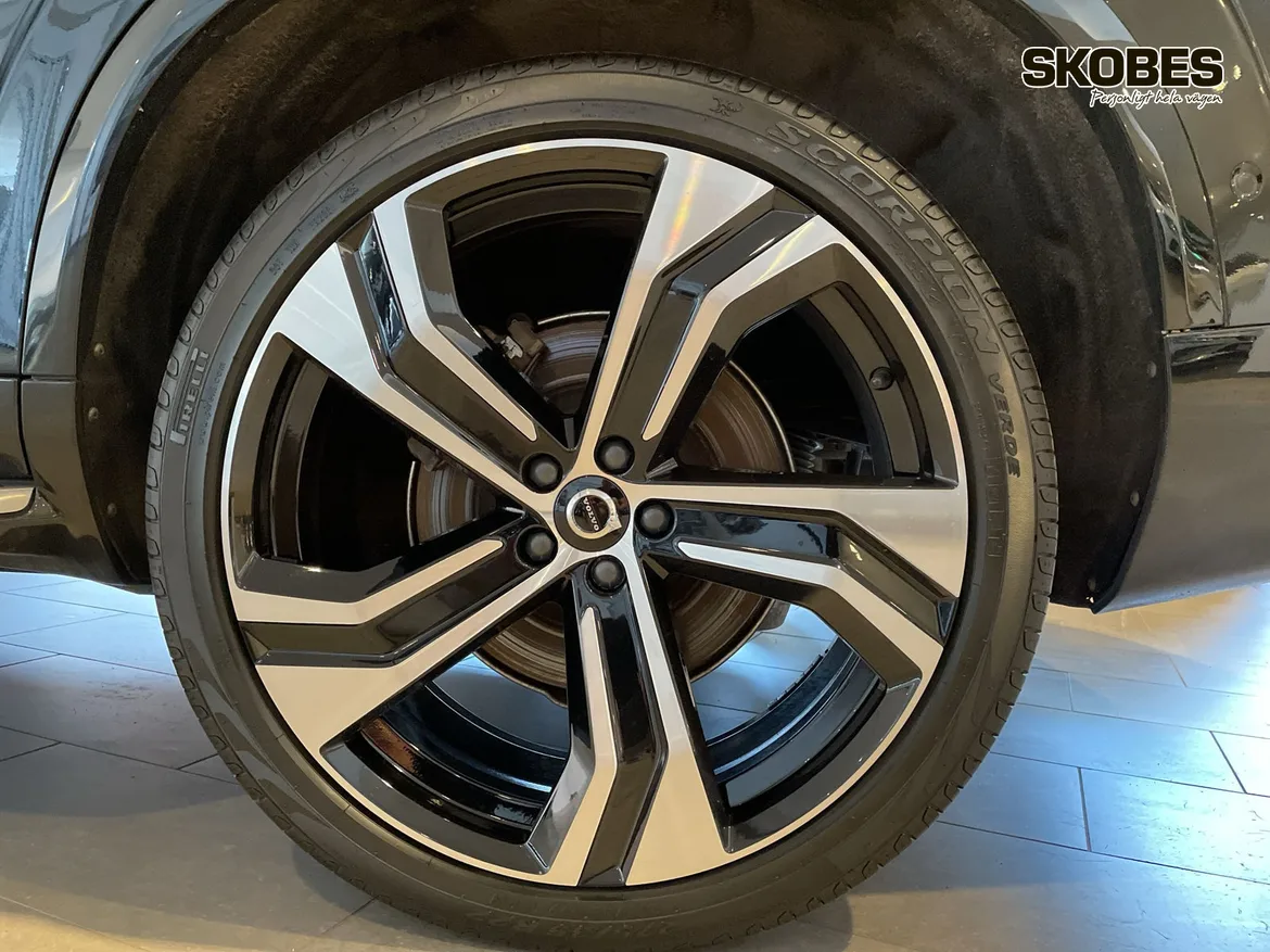 Volvo XC90 7-seater