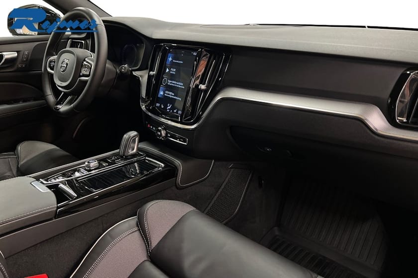 Bild 4 av Volvo V60 T6 TE R-Design
