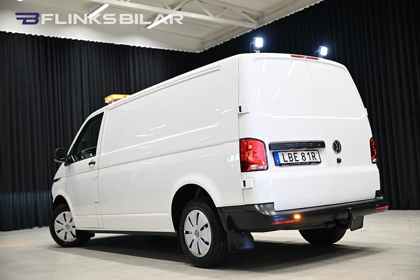 Bild 5 av Volkswagen Transporter DSG 150HK L2 Inredning|LED|Drag|Värmare|Lågmil|Leasbar