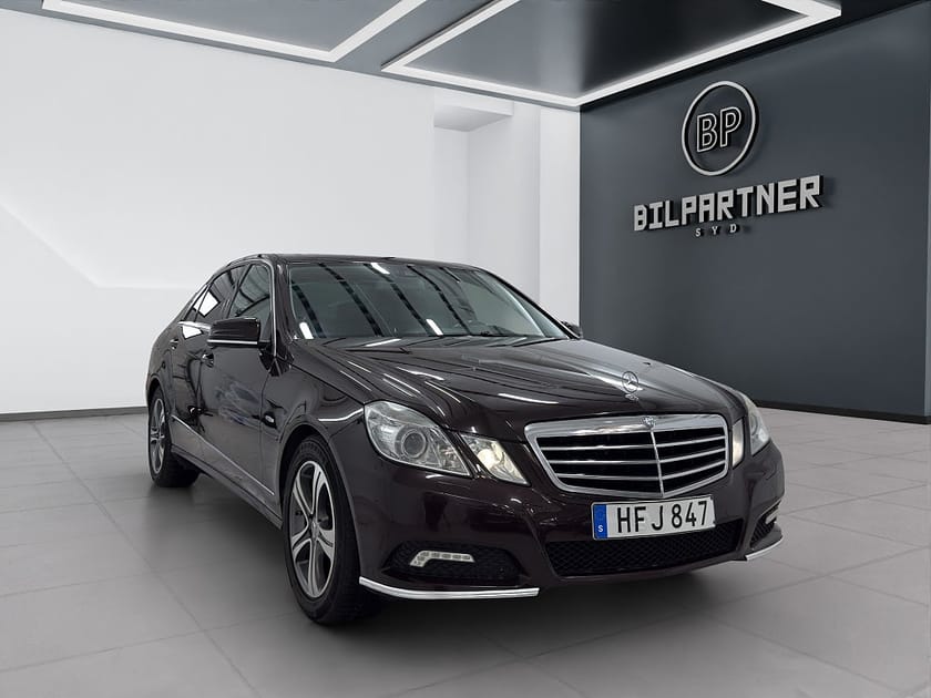 Bild 2 av Mercedes-Benz E 200 CDI BE BlueEFFICIENCY 5G-Tronic Avantgarde/Ny Besiktad