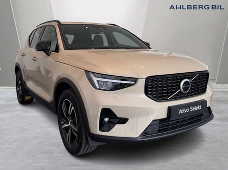 Volvo XC40 B3 FWD Bensin Plus Dark