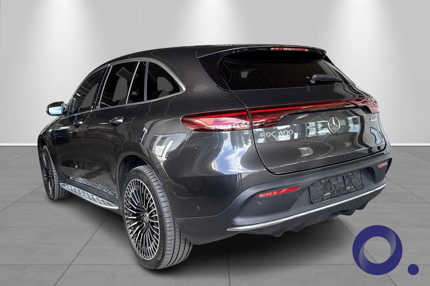 Bilde 3 av Mercedes-Benz EQC 400 4MATIC AMG|Burmester|Head Up|Soltak|Godt utstyrt