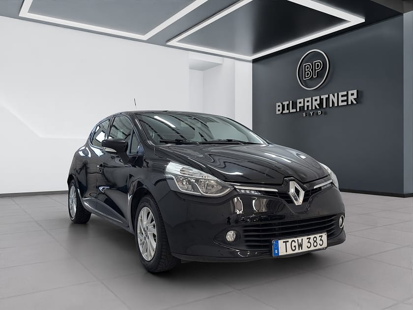 Bild 4 av Renault Clio 0.9 TCe/Ny Servad/S+V-Däck