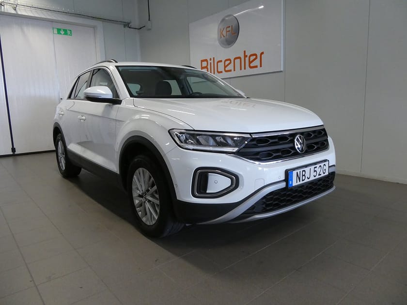 Bild 3 av Volkswagen T-Roc 1.5 TSI Aut-Drag-Kamera-Värmare-CockPit-CarPlay-SoV
