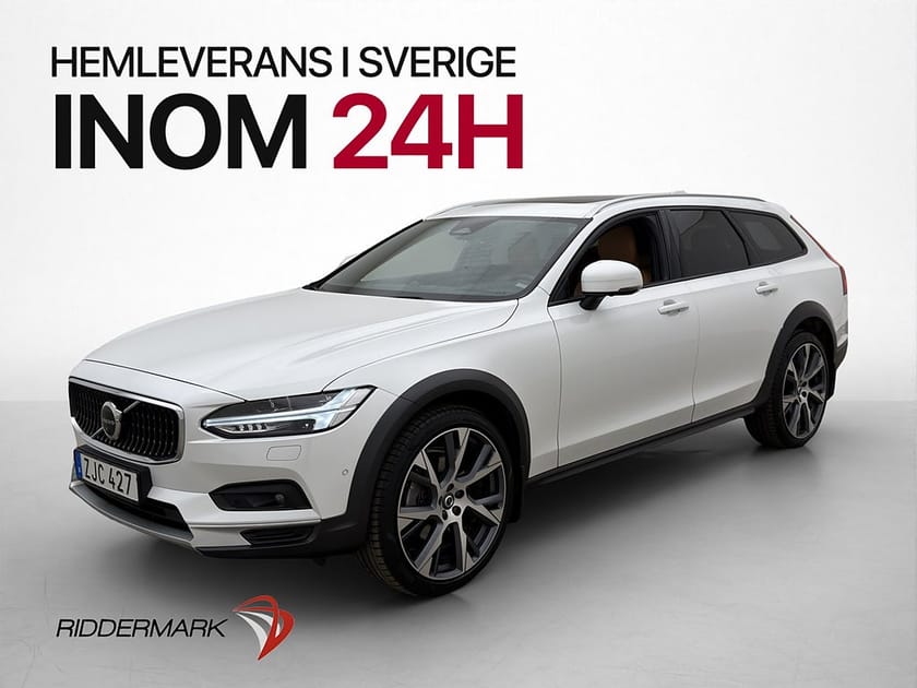 Bild 3 av Volvo V90 Cross Country B4 AWD VOC Pano B&W 360° Skinn Drag
