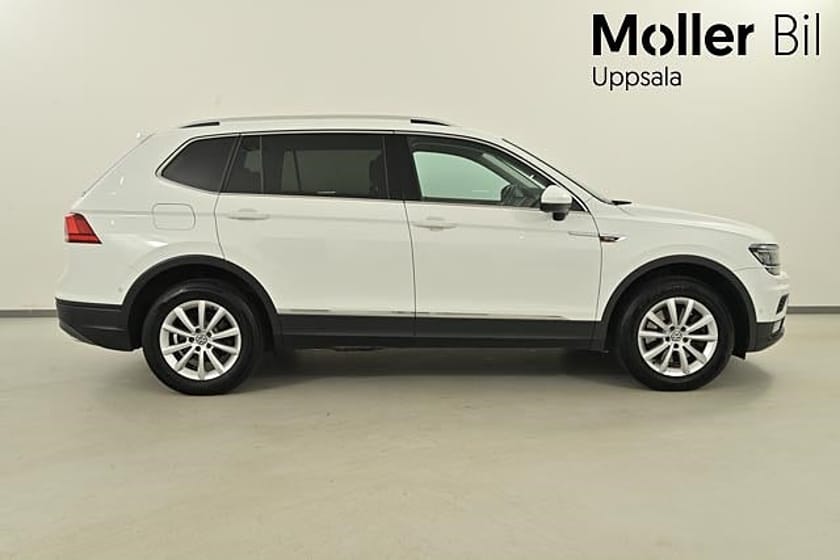 Bild 3 av Volkswagen Tiguan Allspace 5-sätes 2.0 TSI PF 4MOTION 190hk. Drag, Värmare, Executive
