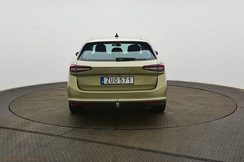 Bild 3 av Škoda Superb iV Kombi