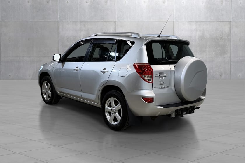 Bilde 4 av Toyota RAV4 2.2 D-4D 4x4 Rep. Objekt