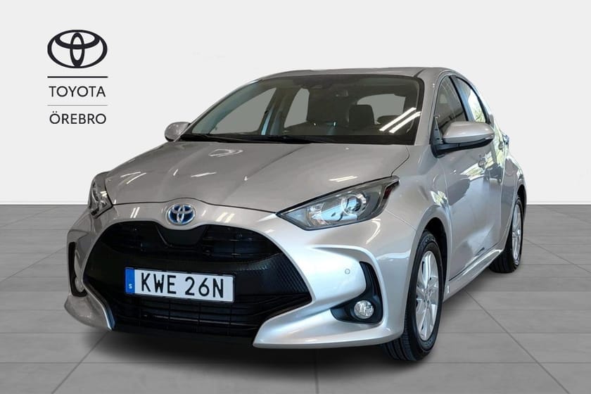 Bild 1 av Toyota Yaris Hybrid Active Komfort p-sensorer Vinterhjul