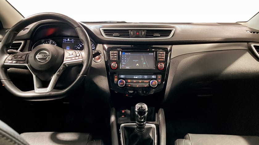 Bild 4 av Nissan Qashqai 1.5 DCI 110HK TEKNA DESIGN PACK KAMERA PANO NAVI