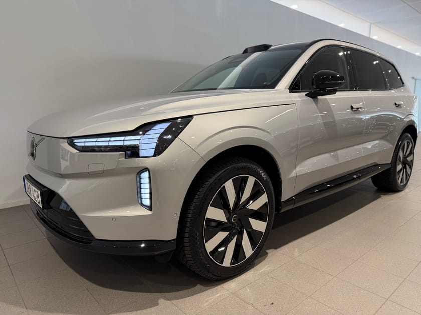 Bild 1 av Volvo EX90 Twin Motor Plus 7-sätes / 360 kamera / Backkamera / 10 000kr tillbehör /