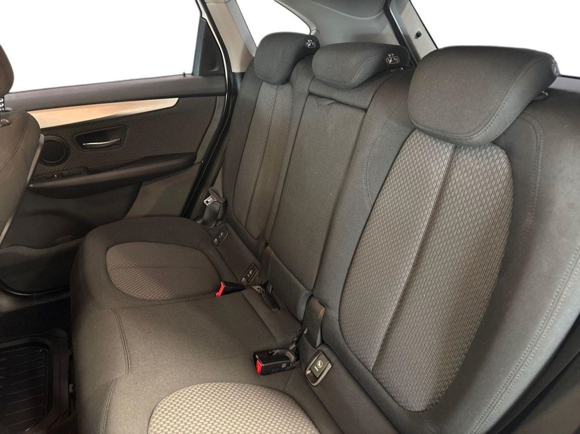 BMW BMW 225xe Active Tourer — bild 19